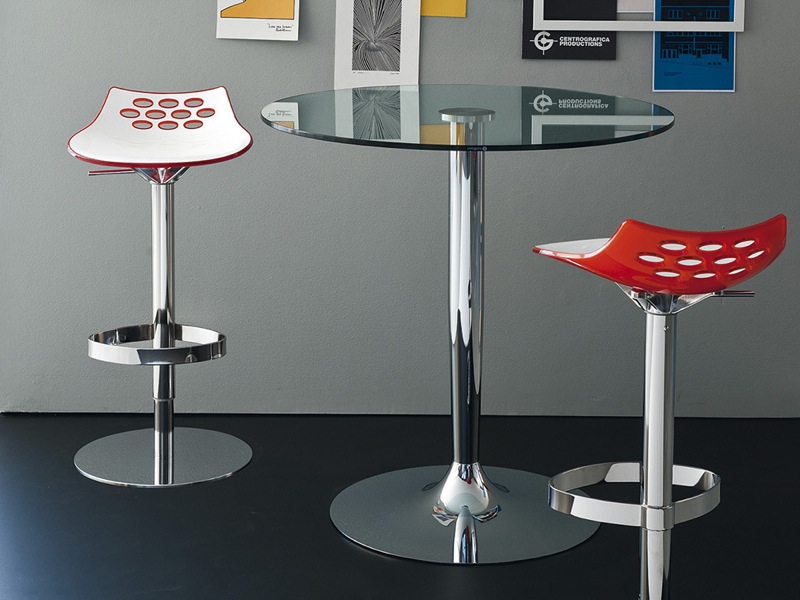 How Bar Stools Can Enhance Your Space